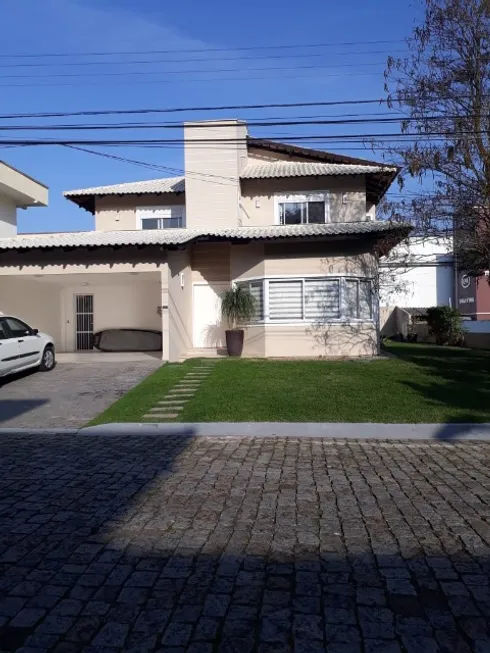 Foto 1 de Casa de Condomínio com 4 Quartos à venda, 350m² em Estados, Balneário Camboriú