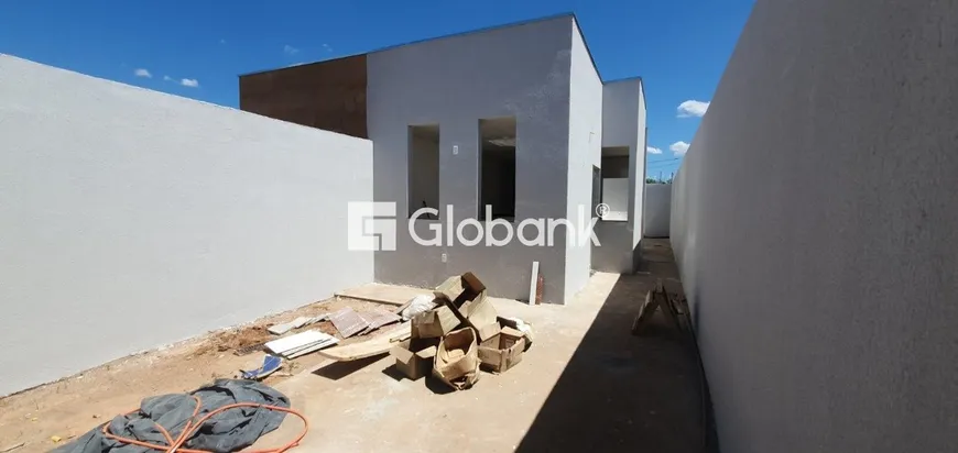 Foto 1 de Casa com 2 Quartos à venda, 50m² em Novo Delfino, Montes Claros