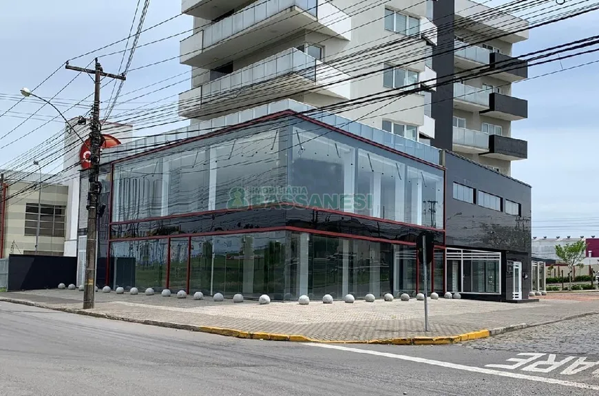 Foto 1 de Ponto Comercial para alugar, 470m² em Cinquentenário, Caxias do Sul