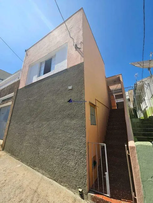 Foto 1 de Casa com 2 Quartos para alugar, 85m² em Jardim Pacaembú, Jundiaí