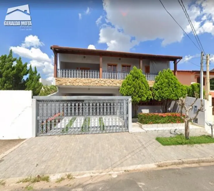 Foto 1 de Casa com 4 Quartos à venda, 325m² em Vila Suíça, Indaiatuba