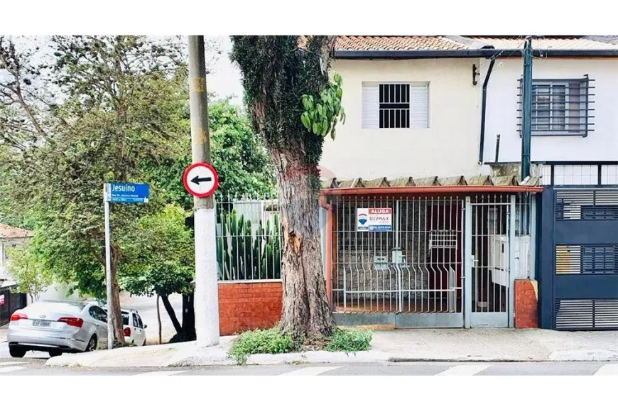 Foto 1 de Casa com 3 Quartos para alugar, 150m² em Campo Belo, São Paulo