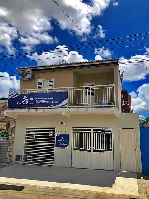 Foto 1 de Casa com 8 Quartos à venda, 224m² em Boa Vista, Mossoró