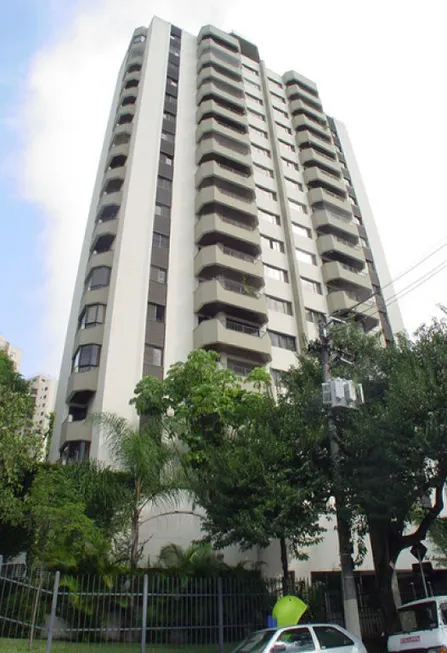Foto 1 de Apartamento com 3 Quartos à venda, 129m² em Moema, São Paulo