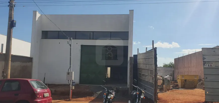 Foto 1 de Ponto Comercial para alugar, 270m² em Shopping Park, Uberlândia