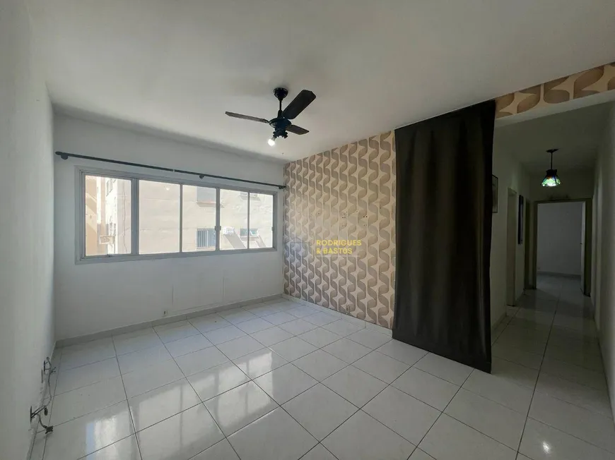 Foto 1 de Apartamento com 2 Quartos para alugar, 92m² em Barra Funda, Guarujá