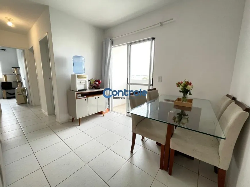 Foto 1 de Apartamento com 3 Quartos à venda, 70m² em Forquilhas, São José