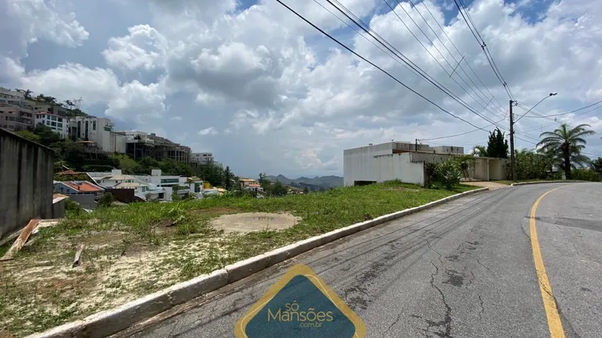 Foto 1 de Lote/Terreno à venda, 1000m² em Vila Castela , Nova Lima