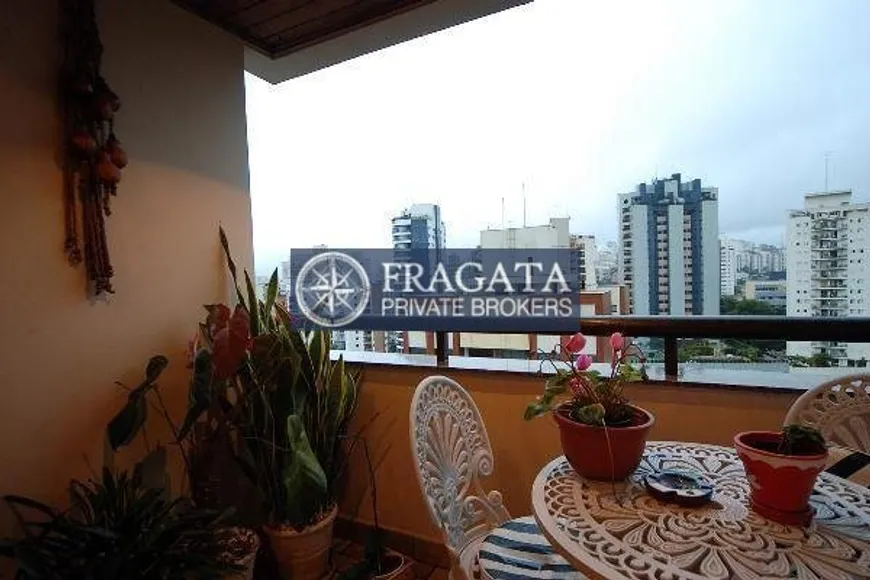 Foto 1 de Apartamento com 3 Quartos para venda ou aluguel, 106m² em Jardim Vila Mariana, São Paulo