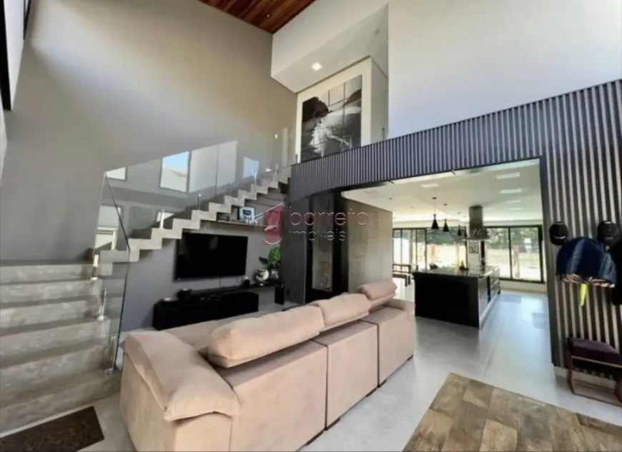 Foto 1 de Casa de Condomínio com 3 Quartos à venda, 265m² em Jardim Novo Mundo, Jundiaí