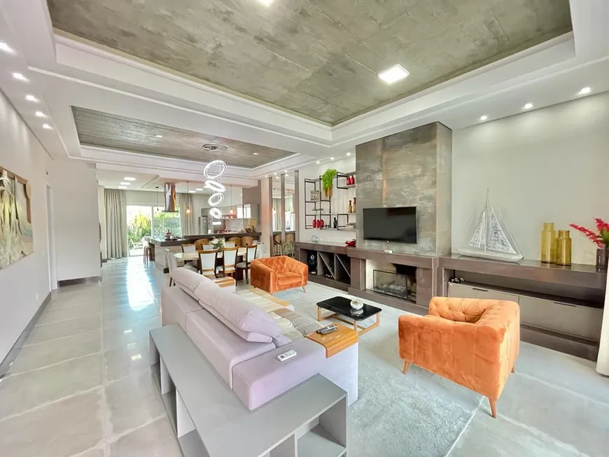 Foto 1 de Casa de Condomínio com 5 Quartos à venda, 225m² em Condominio Capao Ilhas Resort, Capão da Canoa
