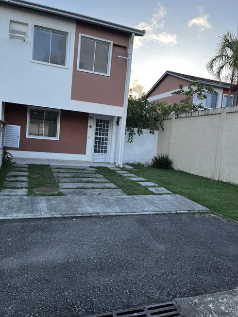 Foto 1 de Casa de Condomínio com 3 Quartos à venda, 87m² em Vargem Pequena, Rio de Janeiro