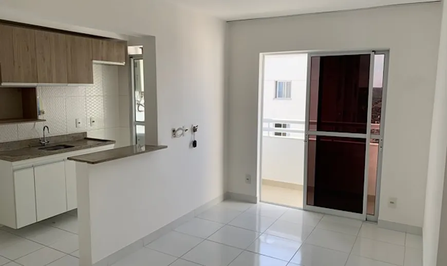 Foto 1 de Apartamento com 2 Quartos para alugar, 50m² em Piatã, Salvador