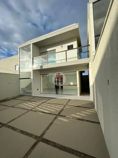 Foto 1 de Casa com 4 Quartos à venda, 137m² em SIM, Feira de Santana