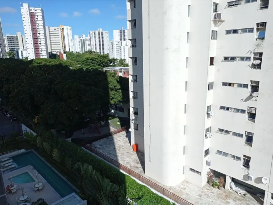 Foto 1 de Apartamento com 1 Quarto para alugar, 35m² em Parnamirim, Recife