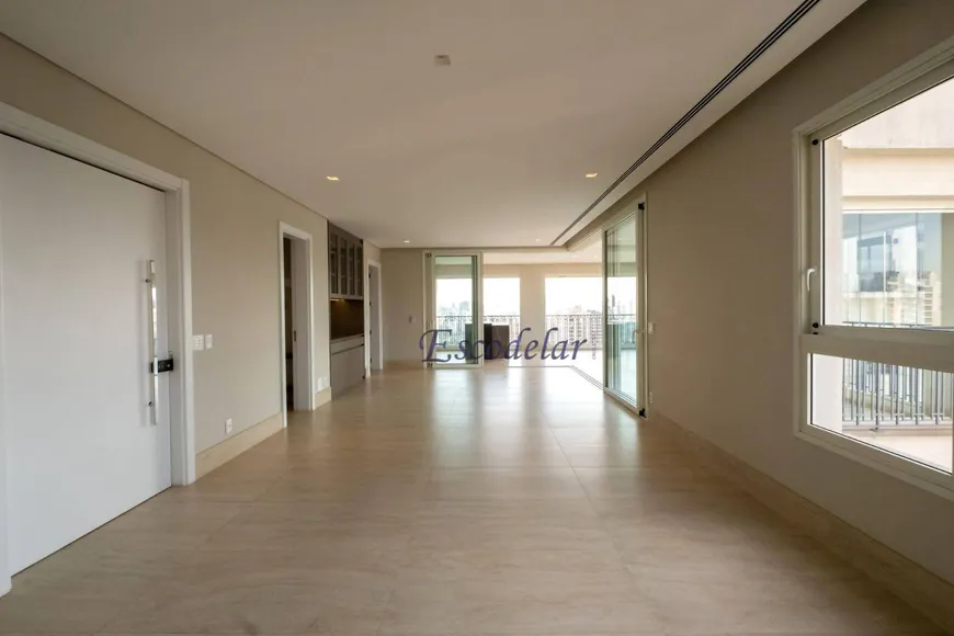 Foto 1 de Apartamento com 4 Quartos à venda, 274m² em Vila Olímpia, São Paulo