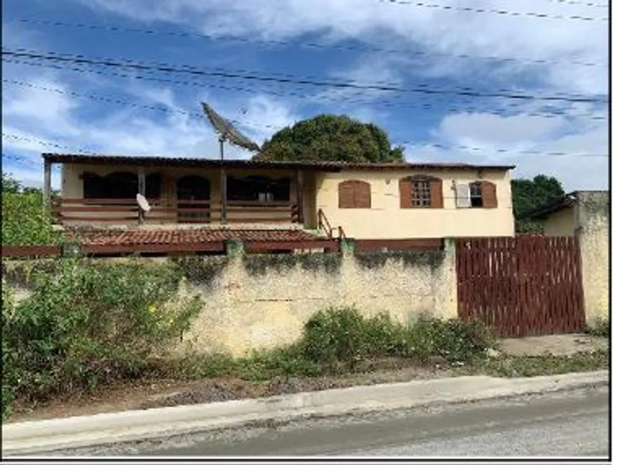 Foto 1 de Casa com 5 Quartos à venda, 261m² em Coqueiral, Araruama