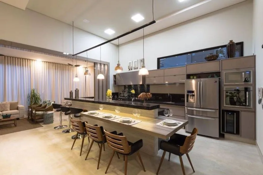 Foto 1 de Casa com 2 Quartos à venda, 241m² em Vila Israel, Americana