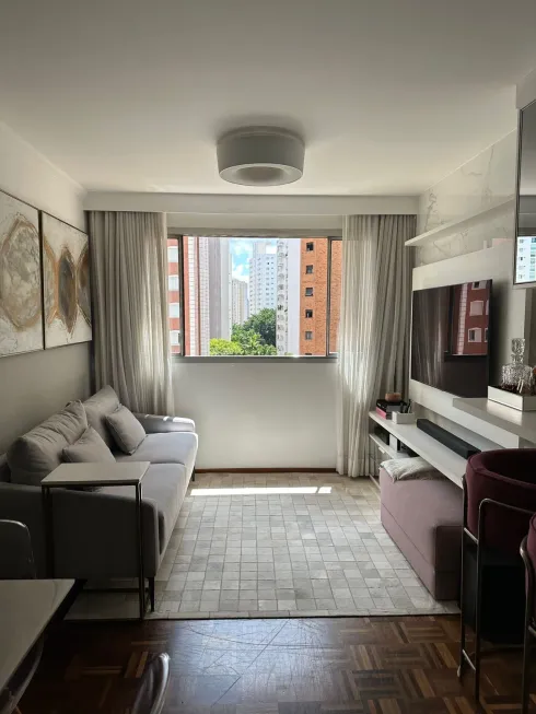 Foto 1 de Apartamento com 2 Quartos à venda, 74m² em Moema, São Paulo