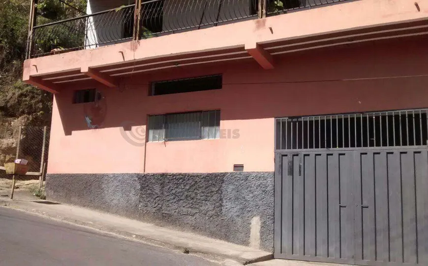 Foto 1 de Casa com 3 Quartos à venda, 360m² em São Marcos, Belo Horizonte