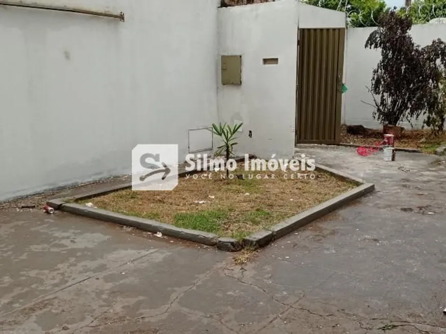 Foto 1 de Casa com 2 Quartos para alugar, 100m² em Copacabana, Uberlândia