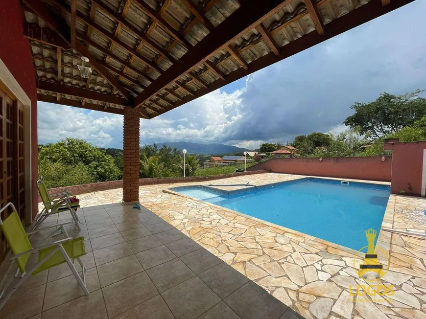 Foto 1 de Fazenda/Sítio com 4 Quartos à venda, 250m² em Boa Vista, Piracaia