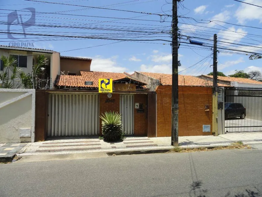 Foto 1 de Casa com 4 Quartos à venda, 271m² em Cidade dos Funcionários, Fortaleza