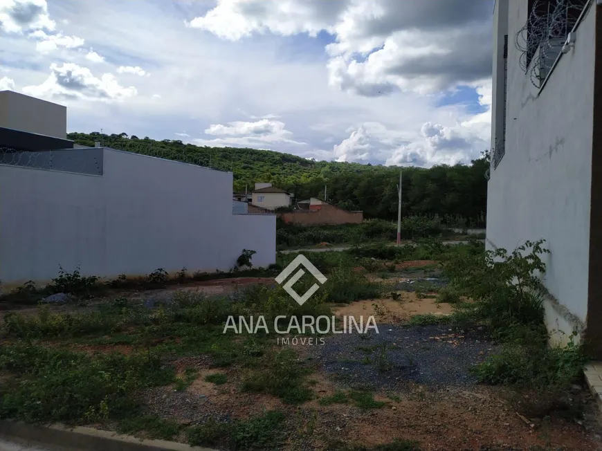 Foto 1 de Lote/Terreno à venda, 240m² em Ibituruna, Montes Claros