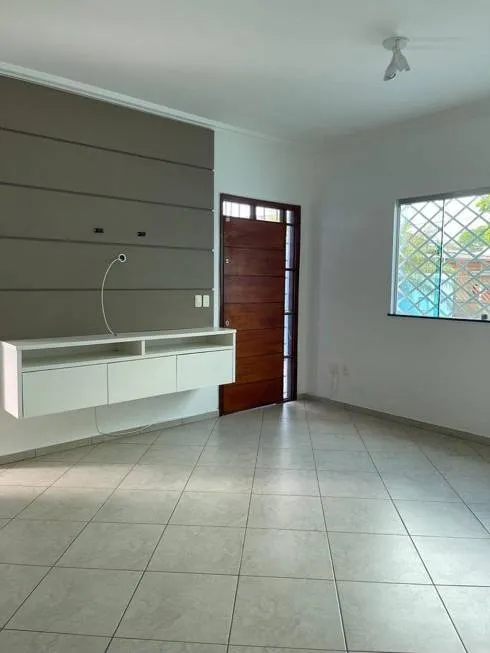 Foto 1 de Casa com 2 Quartos à venda, 80m² em Pernambués, Salvador