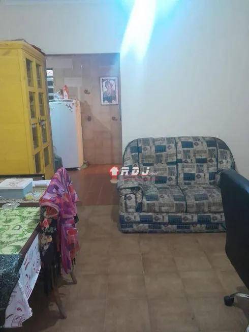 Foto 1 de Apartamento com 2 Quartos à venda, 65m² em Embaré, Santos