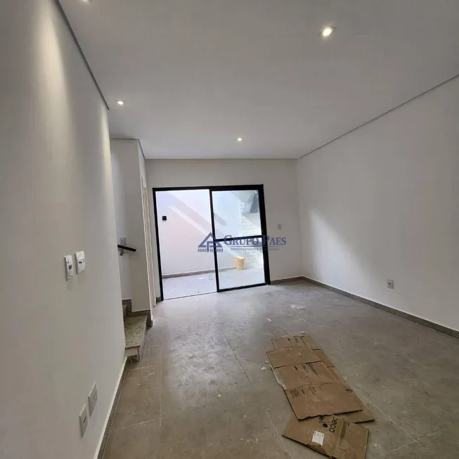 Foto 1 de Casa de Condomínio com 2 Quartos à venda, 73m² em Penha, São Paulo