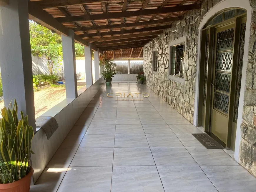 Foto 1 de Casa com 2 Quartos à venda, 200m² em Setor Bougainville, Anápolis