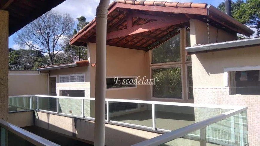 Foto 1 de Casa com 3 Quartos à venda, 410m² em Serra da Cantareira, Mairiporã
