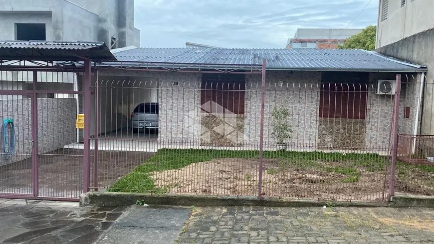 Foto 1 de Casa com 3 Quartos à venda, 130m² em Esmeralda, Viamão