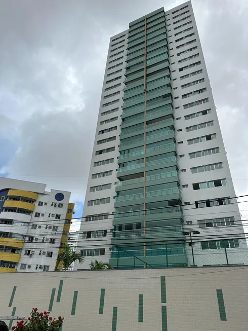 Foto 1 de Apartamento com 3 Quartos à venda, 142m² em Candelária, Natal