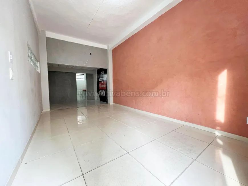 Foto 1 de Ponto Comercial para alugar, 30m² em Jardim Vinte e Cinco de Agosto, Duque de Caxias