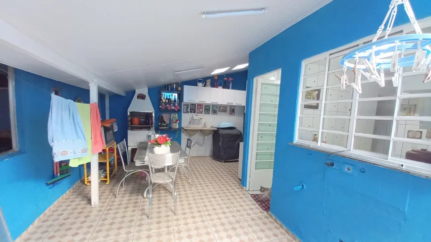 Foto 1 de Casa com 3 Quartos à venda, 70m² em Cajurú, São José dos Campos