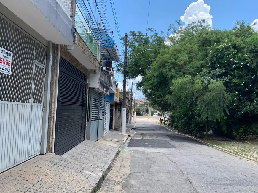 Foto 1 de Casa com 2 Quartos à venda, 130m² em Socorro, São Paulo