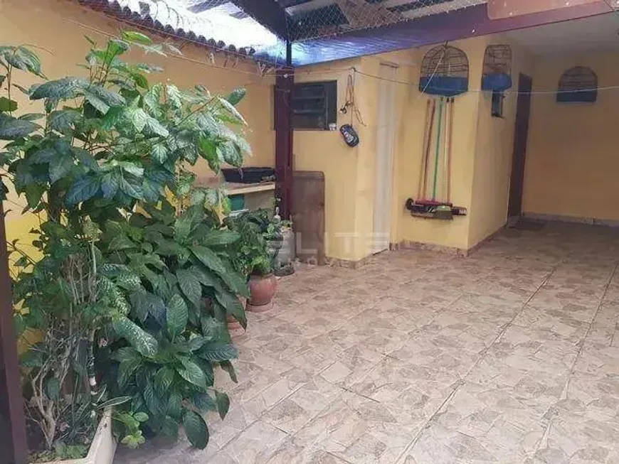 Foto 1 de Sobrado com 2 Quartos à venda, 113m² em Campestre, Santo André