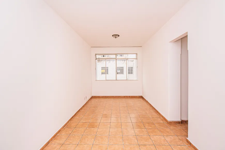 Foto 1 de Apartamento com 3 Quartos para alugar, 91m² em Centro, Juiz de Fora