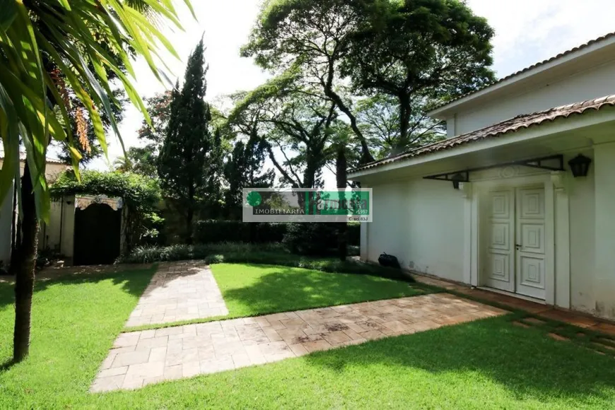 Foto 1 de Casa com 3 Quartos para alugar, 749m² em Cidade Jardim, São Paulo