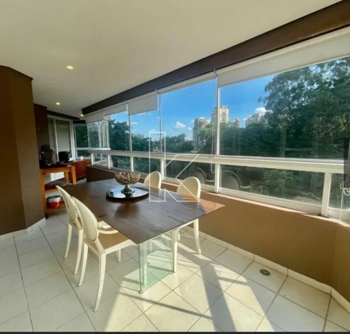 Foto 1 de Apartamento com 4 Quartos para alugar, 380m² em Morumbi, São Paulo