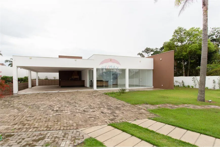 Foto 1 de Fazenda/Sítio com 3 Quartos à venda, 229m² em Santa Isabel, Santa Isabel