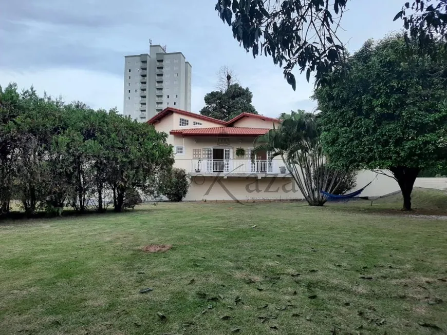 Foto 1 de Fazenda/Sítio com 4 Quartos à venda, 200m² em Chacara Sao Jose, São José dos Campos