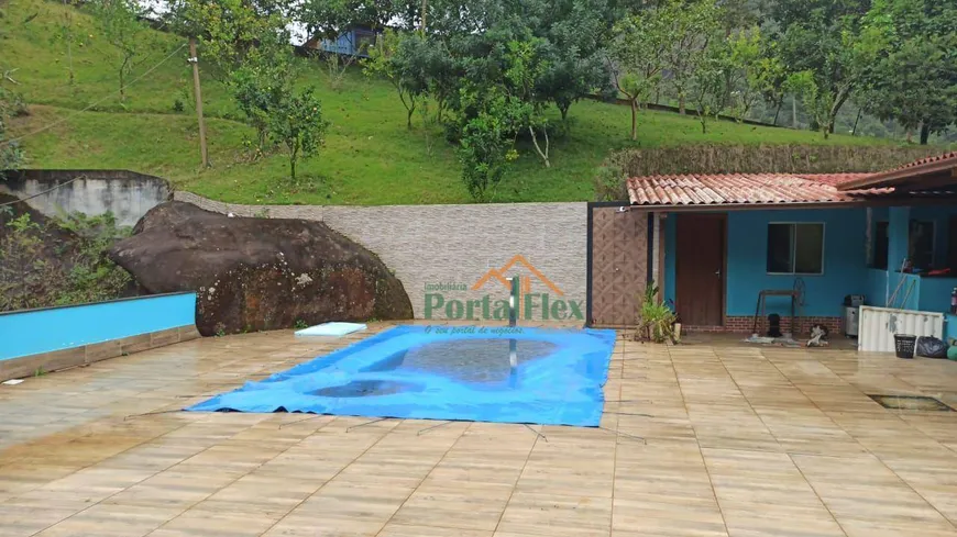 Foto 1 de Fazenda/Sítio com 5 Quartos à venda, 600m² em , Santa Teresa