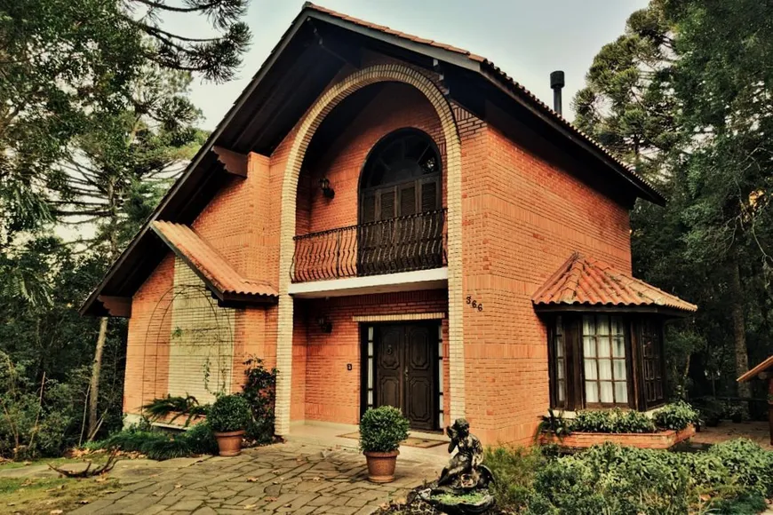 Foto 1 de Casa com 4 Quartos à venda, 440m² em Jardim dos Pinheiros II, Canela