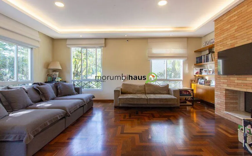 Foto 1 de Casa de Condomínio com 3 Quartos à venda, 330m² em Morumbi, São Paulo