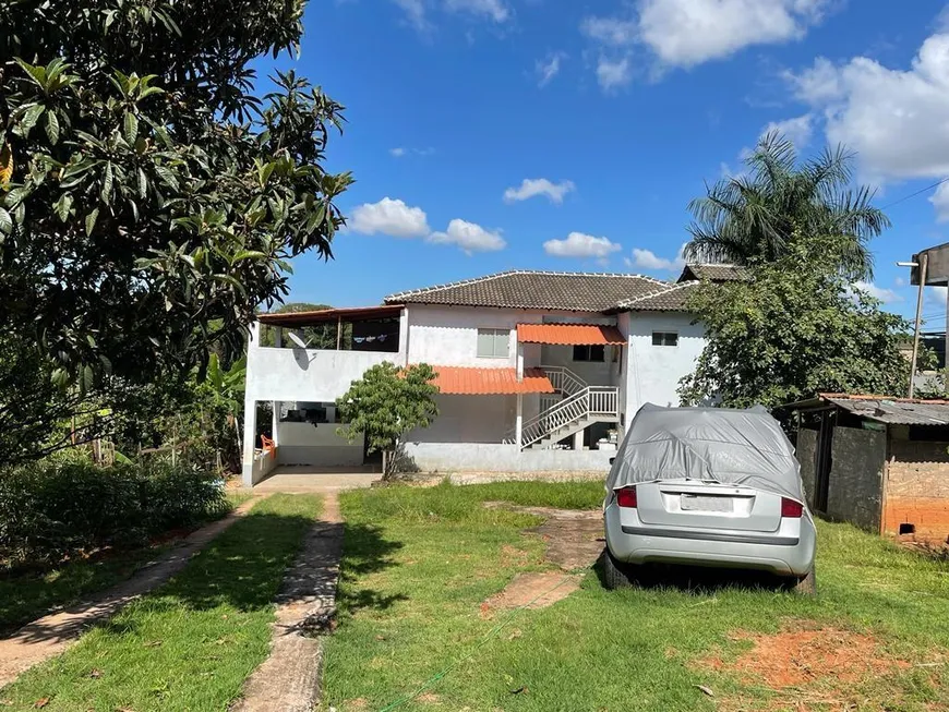 Foto 1 de Sobrado com 7 Quartos à venda, 1000m² em Guara II, Brasília