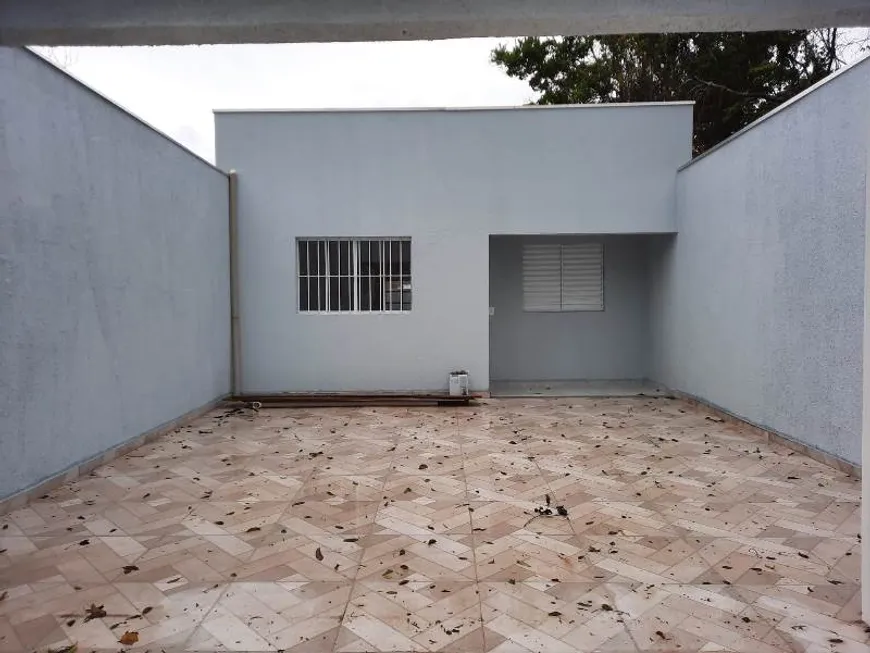 Foto 1 de Casa com 2 Quartos à venda, 70m² em Balneário Gaivota, Itanhaém