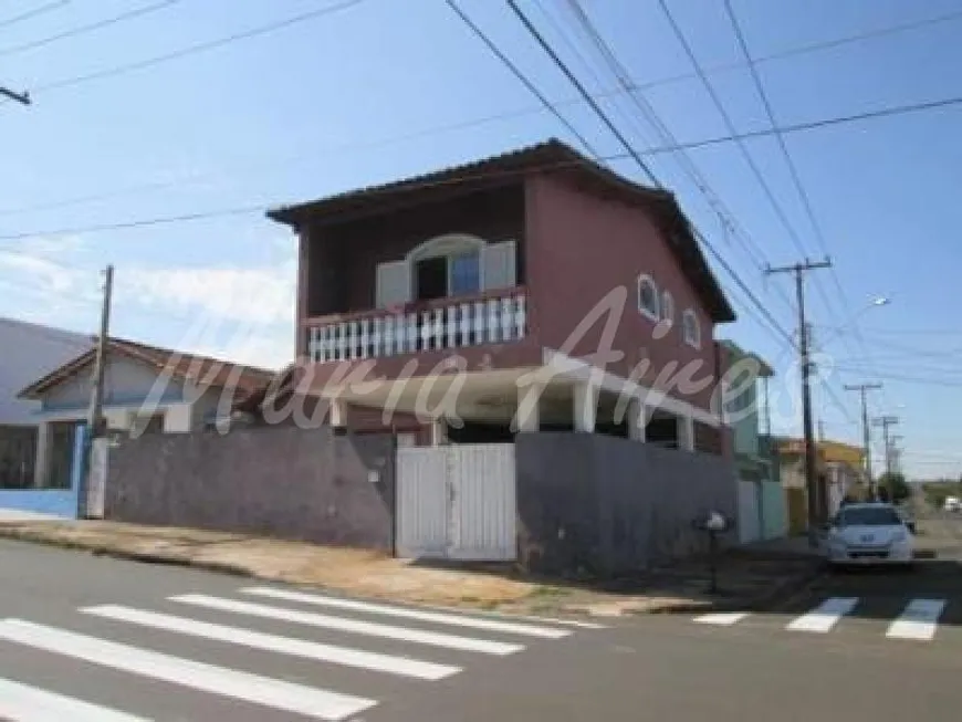 Foto 1 de Sobrado com 3 Quartos à venda, 164m² em Vila Carmem, São Carlos